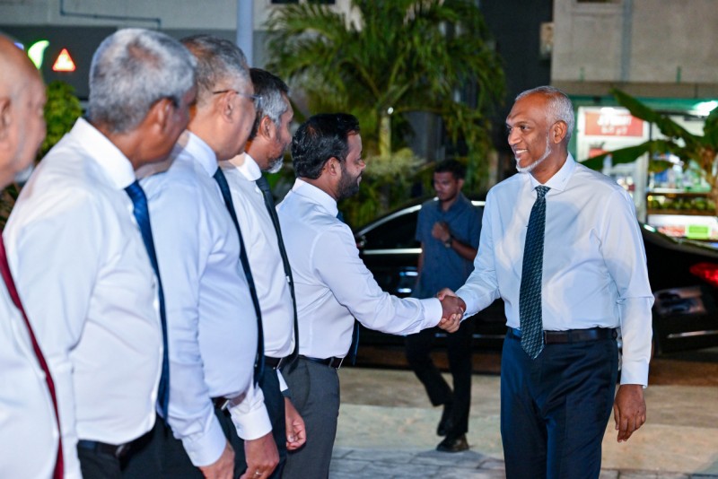 ދެ އިންތިޚާބު އެއްކޮށް ބޭއްވުމުން، އުމުރު ހަމަވާ މަޖިލީހަކާ ހެދި ވަގުތު ބޭކާރުވުން ހުއްޓުވޭ: މުއްތަލިބު