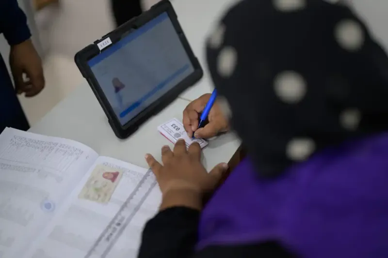 ފެންނަ ނުފެންނަ ވޯޓުގެ ޤަރާރުގައި އެކަމަށް ތާއީދުކުރާ އަދި ދެކޮޅު ހަދާ ހުއްޖަތްތައް ހިމެނޭގޮތަށް ޤާނޫނު އިސްލާޙުކުރަން ޖެހޭ: ޓްރާންސްޕޭރެންސީ