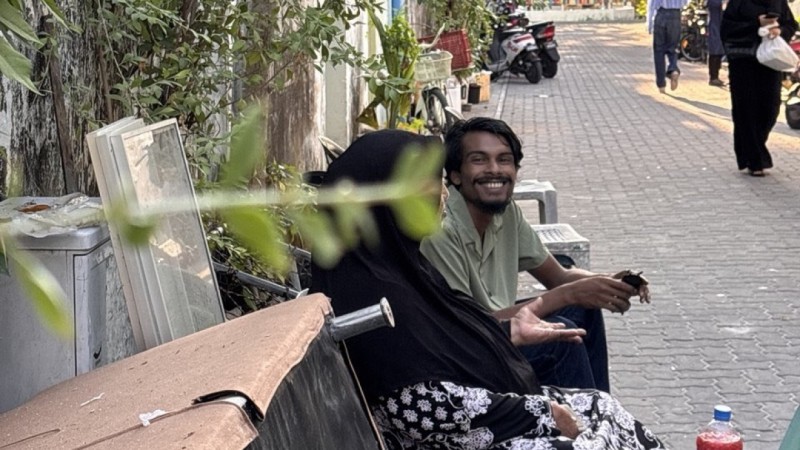 މަހްޒޫމްގެ ހިތްފަސޭހަ މާލެ: ތަފާތު ތަފްސީލް މެނިފެސްޓޯއެއް