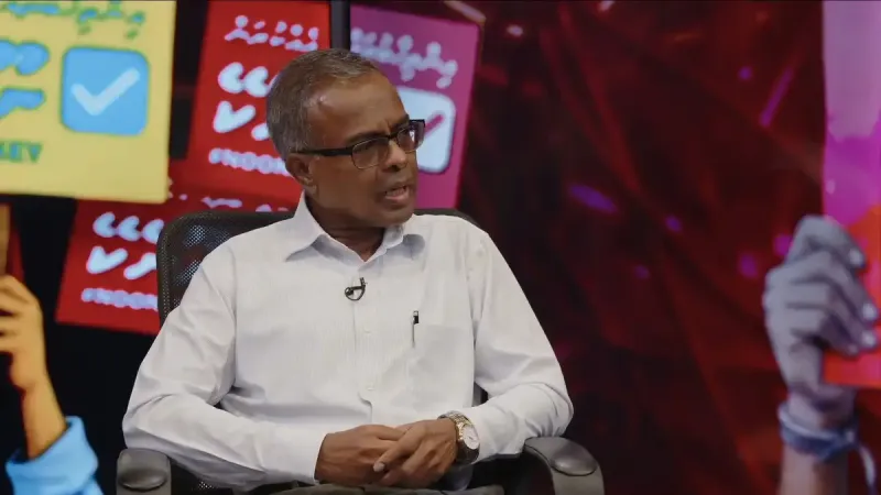 ފެންނަ ނުފެންނަ ވޯޓުގައި ނޫނެކޭ ބުނަންޖެހެނީ އެ އިސްލާހަކީ ޤާނޫނުއަސާސީގެ ދުސްތޫރީ ލެޖިޓެމަސީ ގެއްލިފައިވާ އިޞްލާޙަކަށްވާތީ: ކުރީގެ އުއްތަމަފަނޑިޔާރު ޑރ އަހުމަދު އަބްދުﷲ ދީދީ