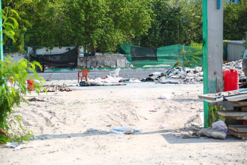 ހަނގުރާމައިގެ ސަބަބުން ހޭންޑުބޯޅަ ކޯޓުގެ މަސައްކަތަށް ދަތިތަކެއް