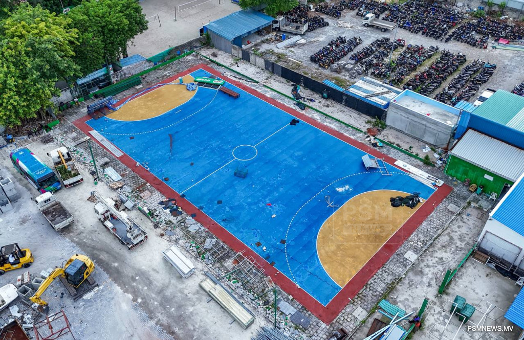ހަނގުރާމައިގެ ސަބަބުން ހޭންޑުބޯޅަ ކޯޓުގެ މަސައްކަތަށް ދަތިތަކެއް
