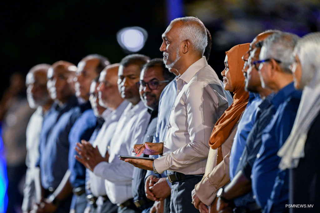 މާލެ ޓެކްސީގެ ޚިދުމަތް ފަށައިފި: ރައްޔިތުންނަށް ބޮޑު ލުޔެއް