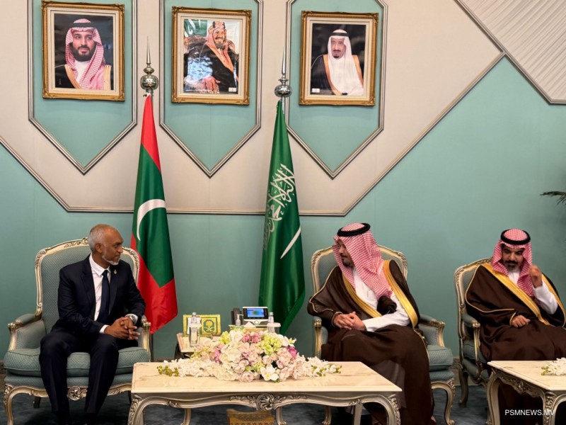 ރައީސްގެ ދެކަނބަލުންނަށް ސަޢުދީ އަރަބިއްޔާއަށް ވަޑައިގެންފި