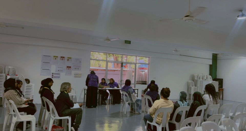 މެންދުރު 12 ޖެހުމާއި ހަމައަށް 60،000 އަށް ވުރެ ގިނަ މީހުން ވޯޓުލައިފި