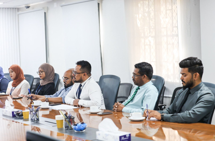 ދައުލަތުގެ ކުންފުނިތަކުގެ ހަރަދު ކުޑަކުރަން ބޮޑެތި ފިޔަވަޅުތަކެއް އަޅަން އަންގައިފި!