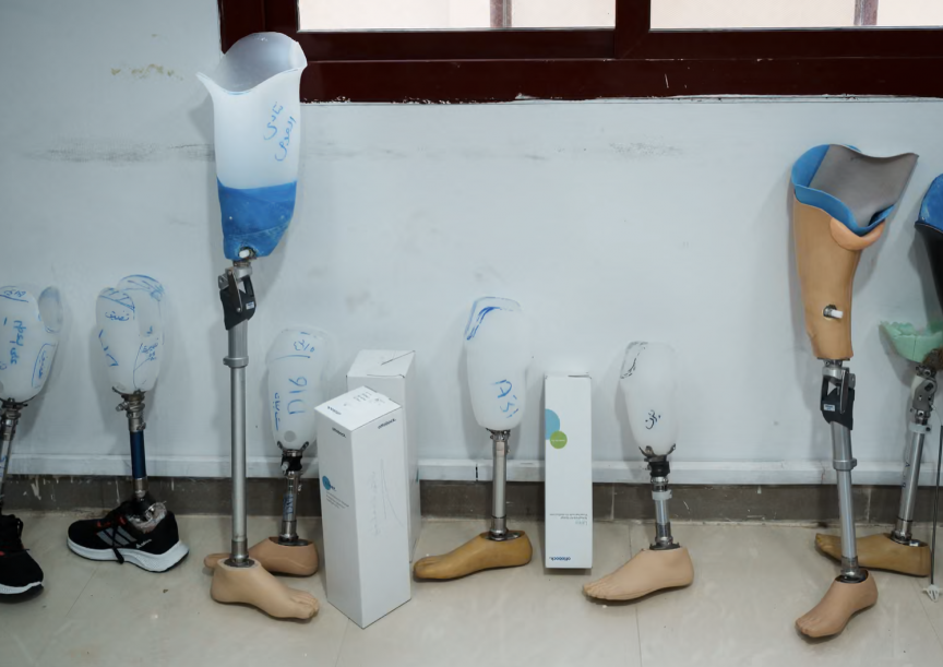 އަތްފައި ބުރިވެފައިވާ ފަލަސްތީނު އެތައް ބަޔަކު މިސްރުގައި ތާށިވެފައި!