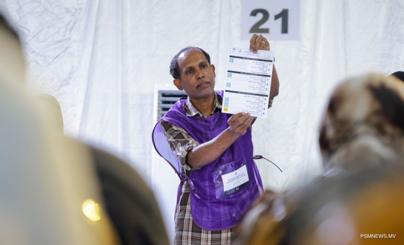 އަލަށް އިންތިޚާބުވި ކައުންސިލަރުން ހުވާކުރުން މޭއި 17 ވަނަ ދުވަހު