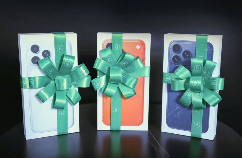 "އެމްއައިބީ ޗެލެންޖު"ގެ 3 ނަސީބުވެރިންނަށް އައިފޯން 17 ޕްރޯ މެކްސް ހަވާލުކޮށްފި