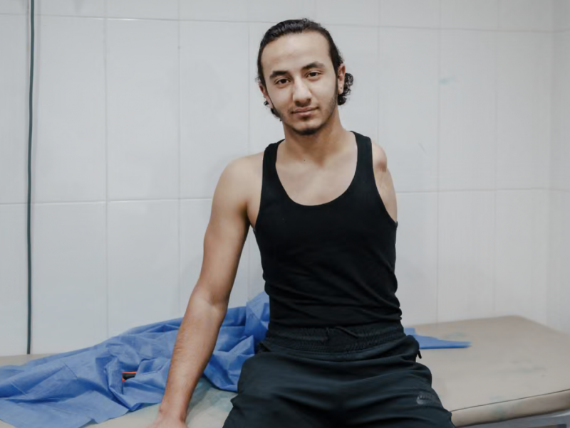 އަތްފައި ބުރިވެފައިވާ ފަލަސްތީނު އެތައް ބަޔަކު މިސްރުގައި ތާށިވެފައި!