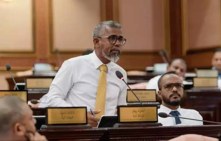 މަޖިލިސް މެމްބަރުންނަށް މިނިވަންކަމާއެކު ރައްޔިތުންގެ ކަންބޮޑުވުންތައް ފާޅުނުކުރެވުމަކީ މި ސަރުކާރުގެ ނާކާމިޔާބީގެ އަސްލު ސަބަބު: ޒިޔާދު