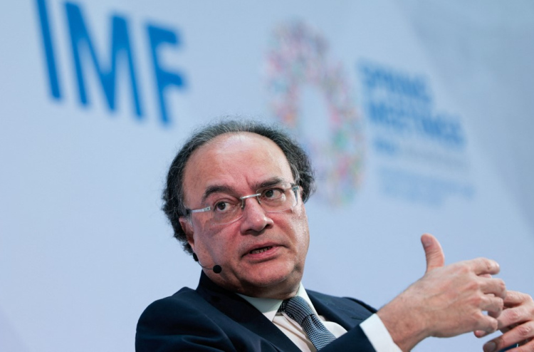 ރިޒާވް އިތުރުކުރަން ސައޫދީން ޕާކިސްތާނަށް ތިން ބިލިއަން ޑޮލަރު