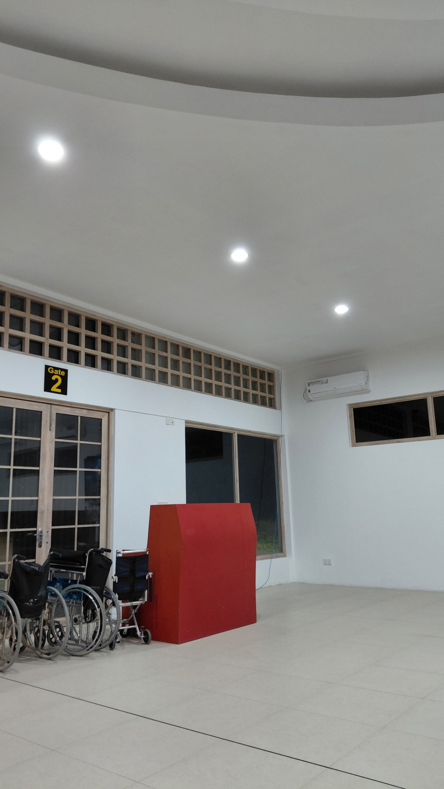 އިފުރު އެއާޕޯޓަށް އާ ދިރުމެއް: ފާޑުކިޔުންތަކާއެކު އިސްލާހީ ބަދަލުތަކެއް!