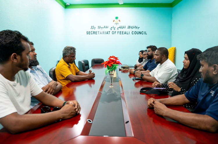 ފީއަލީ އަލިފާނުގެ ހާދިސާގައި ލިބުނު ގެއްލުން ބަލަން ފިޝަރީޒް މިނިސްޓްރީގެ ޓީމެއް އެ ރަށަށް