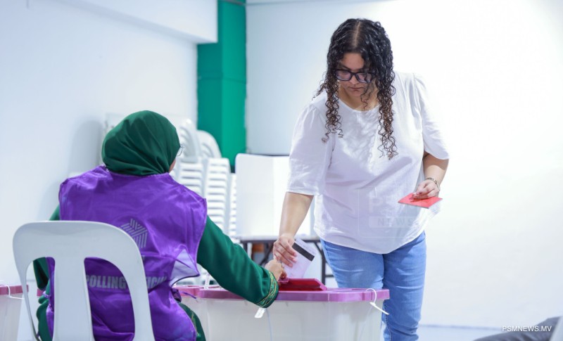 ދެވަނަ ބުރު: ކައުންސިލް 2 ގޮނޑި، ޑަބްލިޔުޑީސީގެ 3 ގޮނޑި