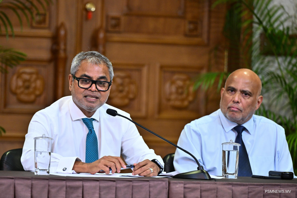 ދުވާލެއްގެ މައްޗަށް އެވްރެޖްކޮށް 5000އަށްވުރެ ގިނަ ފަތުރުވެރިން