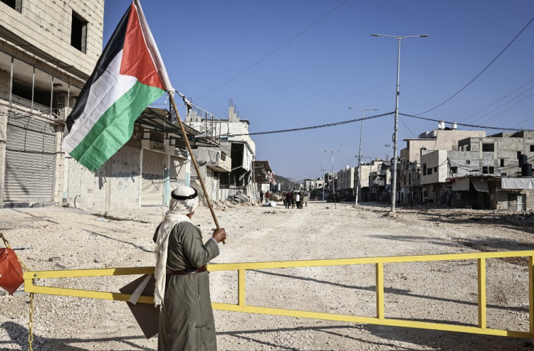 ހުޅަނގު އައްސޭރީގައި އިޒްރޭލުގެ އިސްތިއުމާރު ފުޅާކުރުން ހުއްޓުވަން ރާއްޖޭން ގޮވާލައިފި