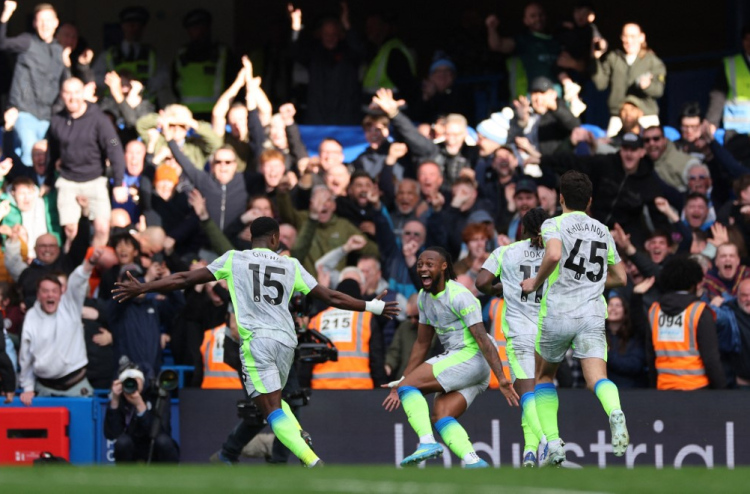 ސިޓީން އާސެނަލްއާ ދެމެދު އޮތް ފަރަގު ކުޑަ ކުރަނީ