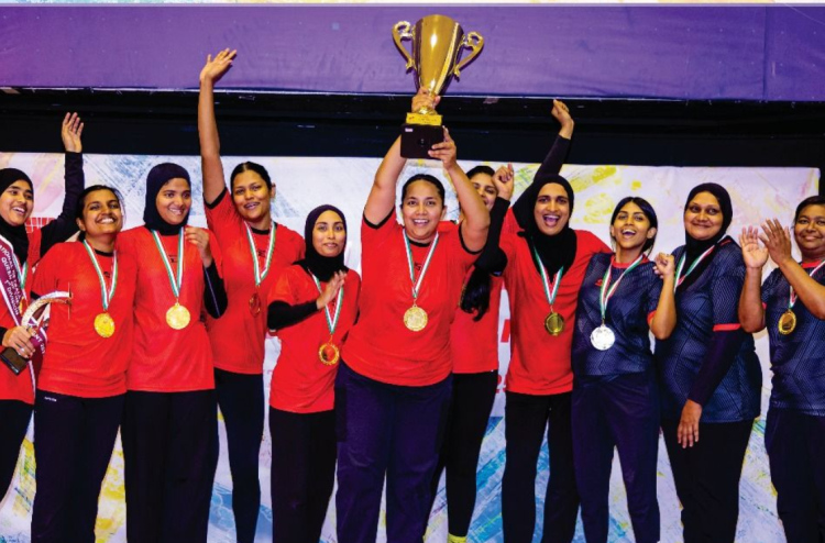 ފުރަތަމަ ނެޓްބޯޅަ ލީގު ޗެމްޕިއަނަކީ މެޓްރިކްސް