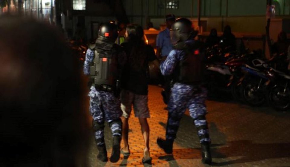 ތޫނު އެއްޗަކުން މީހަކަށް ހަމަލާދިން މައްސަލައެއްގައި ބިދޭސީއަކު ހައްޔަރަށް