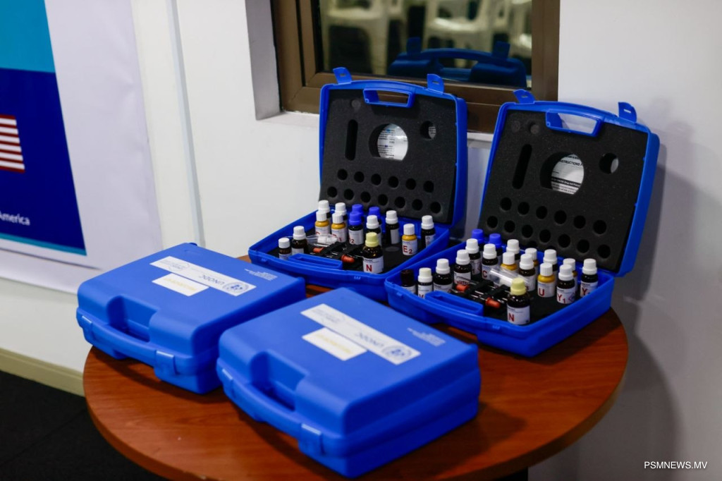 ޔޫއެންއޯޑީސީން ހަދިޔާ ކުރި ޑްރަގް ޓެސްޓް ކިޓްތައް ޙަވާލުކޮށްފި