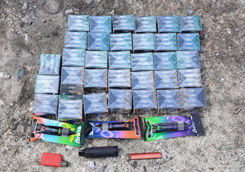 ފުލުހުންގެ ބެލުމުގެ ދަށުގައި ހުރި ގިނަ ޢަދަދެއްގެ ވޭޕް ނައްތާލައިފި