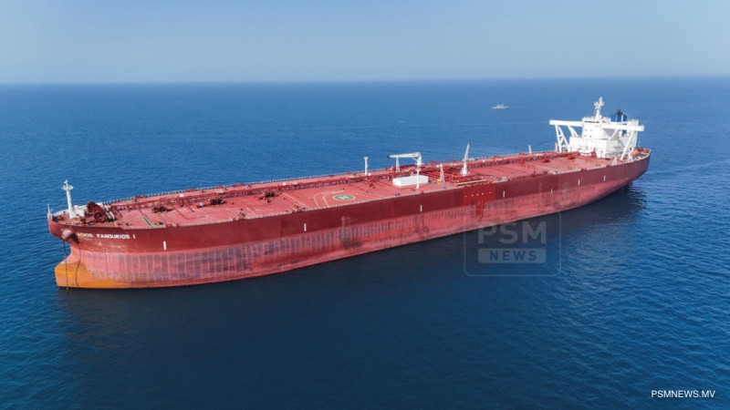 މެދުއިރުމަތީގެ ހަނގުރާމަ: ތެލުގެ ބާޒާރަށް 50 ބިލިޔަން ޑޮލަރުގެ ގެއްލުން