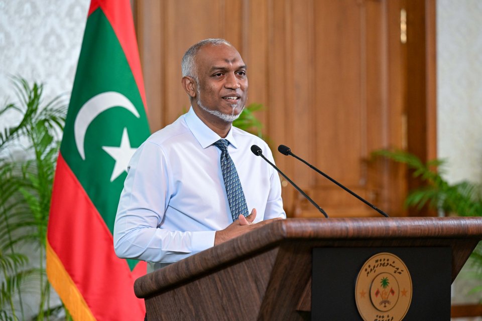 ވަޒީފާ ދިނުމުގައި އިސްކަންދޭންވާނީ މެރިޓާއި ތަޖުރިބާއަށް: ރައީސް