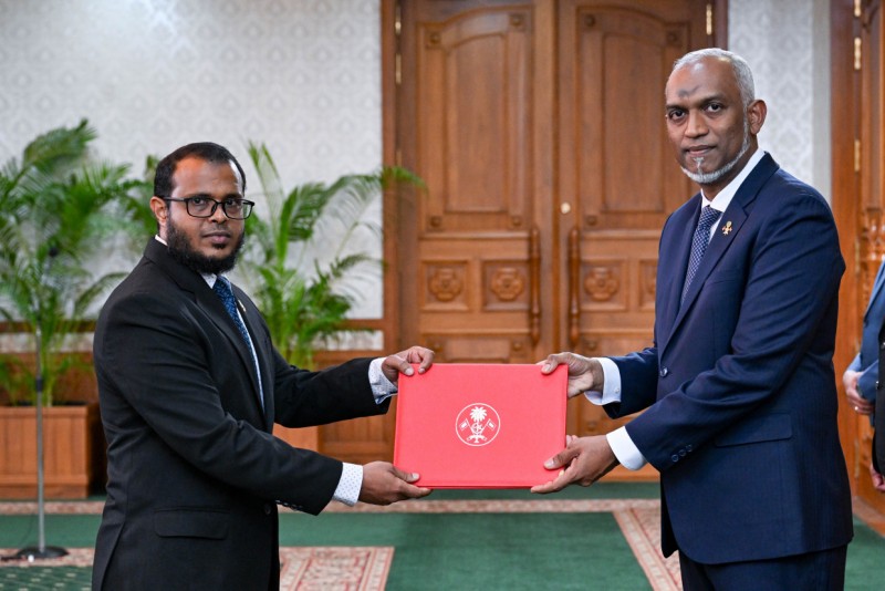 ޢަލީ ޝަރީފަށް ކުރިމަތިކުރި ފާޑުކިއުންތަކަށް ރައީސް: އެ ދާއިރާގައި އެއަށްވުރެ ތައުލީމާއި ތަޖުރިބާ ހުރި ބޭފުޅަކު ނުހުންނާނެ