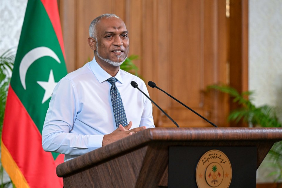 އޭއައި އަދި ޑިޖިޓަލް ތަރައްޤީގައި އަންހެން ކުދިންގެ ބައިވެރިވުން އިތުރުކުރުމަށް ރައީސް ގޮވާލައްވައިފި