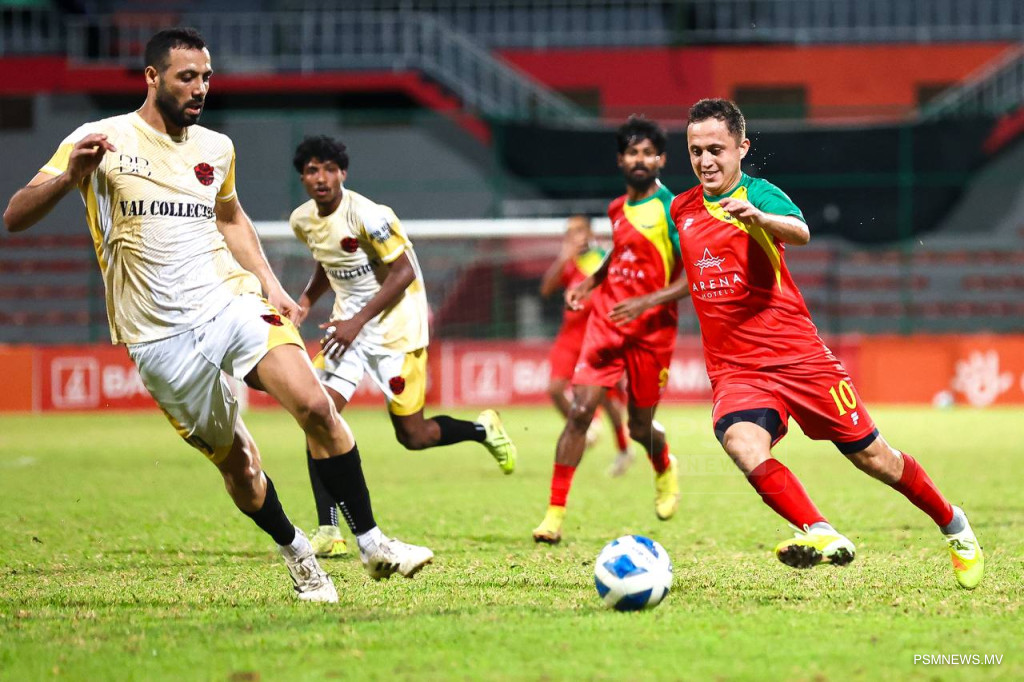 ބިސް ބުރު ބަލިކޮށް ދަ ގްރާންޑޭ ކުރިއަށް