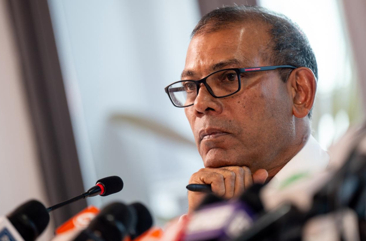 ނަޝީދު ބޭނުންފުޅުވަނީ ބަލިވާ މީހުން "ދުރުގައި" ތިބެ، މޮޅުވާ މީހުން ކައިރިކުރަން!
