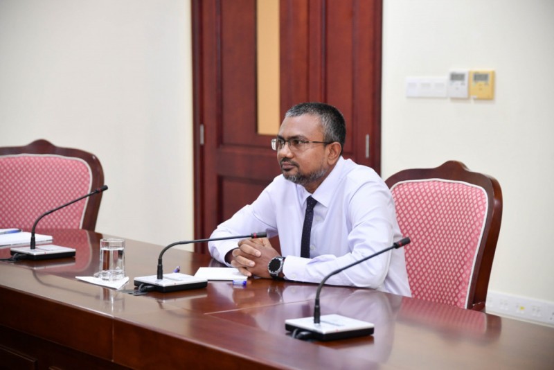ނޫހަކަށް ފުލުހުން ވަދެ ރެއިޑް ކުރިއިރު މީޑިއާ ކޮމިޝަން ހަނު!