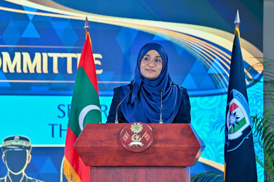ފުލުހުންގެ ޚިދުމަތުގައި އަންހެނުން އިތުރުވުމަކީ އަމަން ބެލެހެއްޓުމަށް ލިބޭ ކުރިއެރުމެއް: ސާޖިދާ