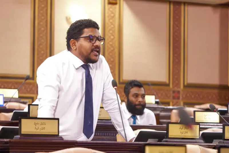 ރަސްމާލެ މަޝްރޫއު އަކީ ދައުލަތުގެ އާމްދަނީ އިން ވައްކަން ކުރަން ޖަހާ ސަކަރާތެއް: މައުރޫފް