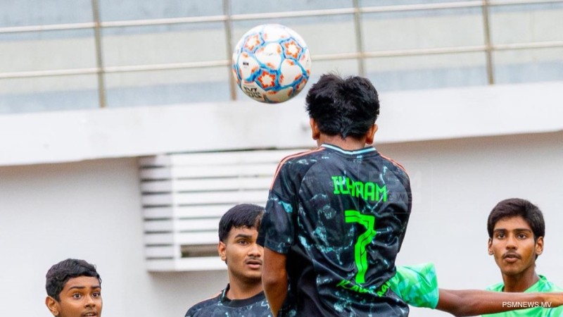 ރާއްޖެ ޖޫނިއަރސް: ގުޅީ ސްކޫލުގެ މައްޗަށް ކަލާފާނުން ބޮޑު މޮޅެއް