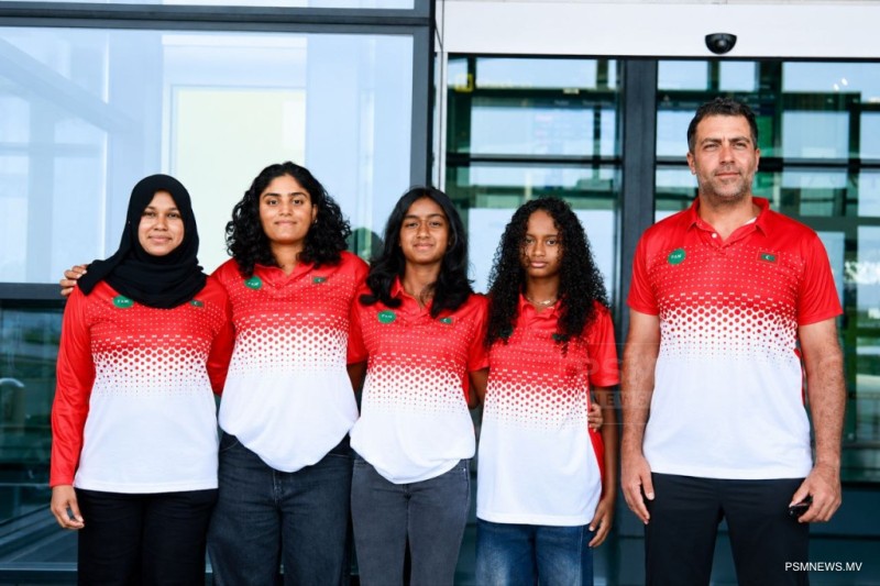 ބިލީޖީން ކިންގް ކަޕް ޖޫނިއާސް: އިންޑިއާ ދެކޮޅަށް ރަނގަޅު ވާދައެއް