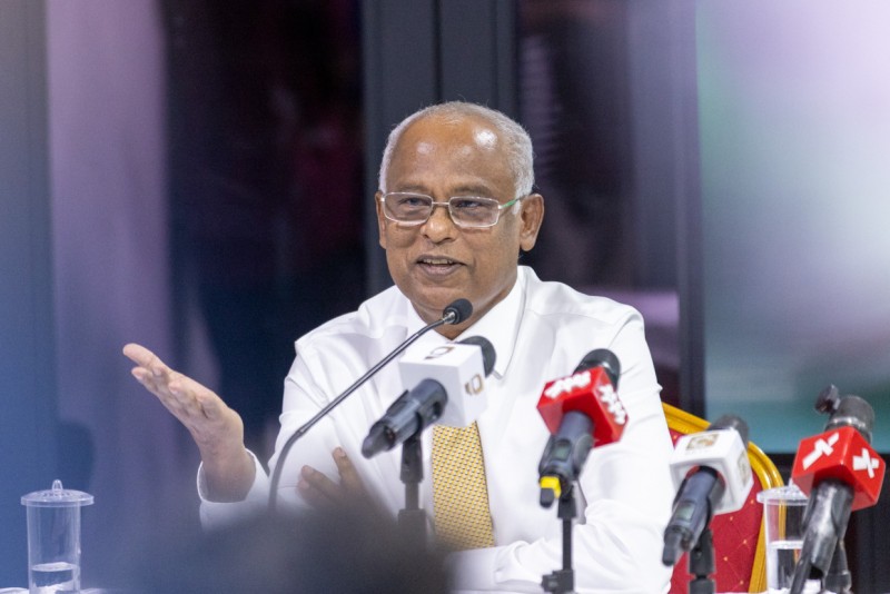 ރައީސް ނަޝީދު ކުރިމަތިލެއްވީ މާ ފަހުން، ކުރިން ބުނިހެން މިހާރު ވެސް ތާއީދު އޮތީ މީކާއިލަށް: ޞާލިޙު