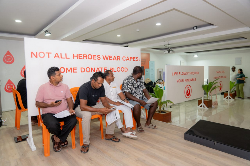 ސަން ސިޔާމް ރިސޯޓްސްއަށް 36 އަހަރު ފާހަގަކުރަން ބާއްވާ ލޭ ހަދިޔާކުރުން ވިލުރީފްގައި ވެސް ބާއްވައިފި، ވަރަށް ކާމިޔާބު