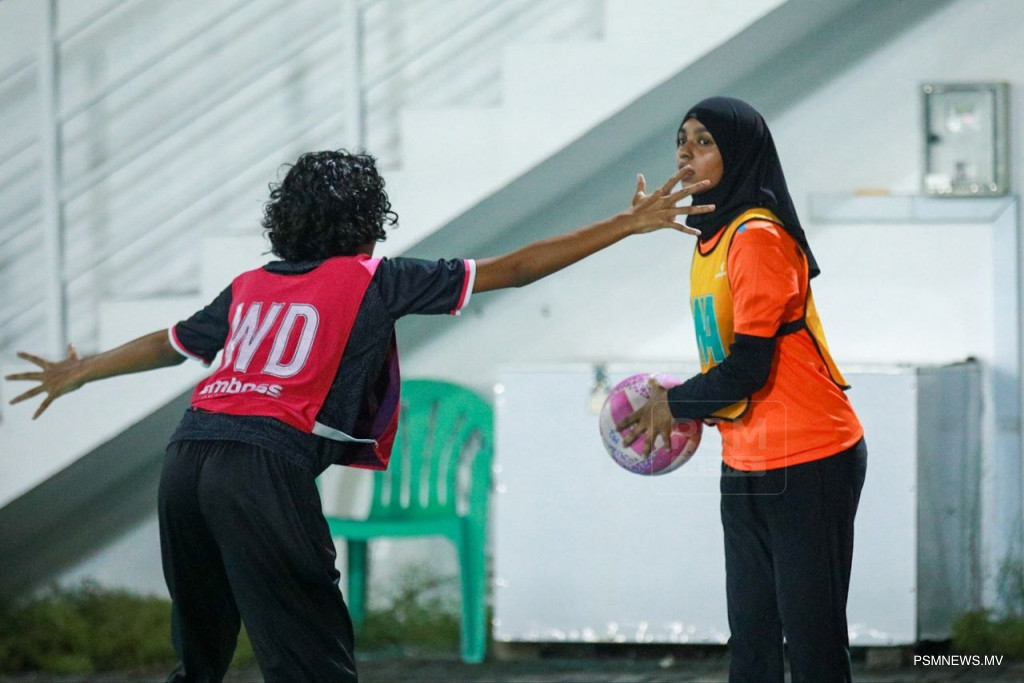 އިންވިކްޓޯ އަދި މެޓްރިކްސަށް މޮޅެއް