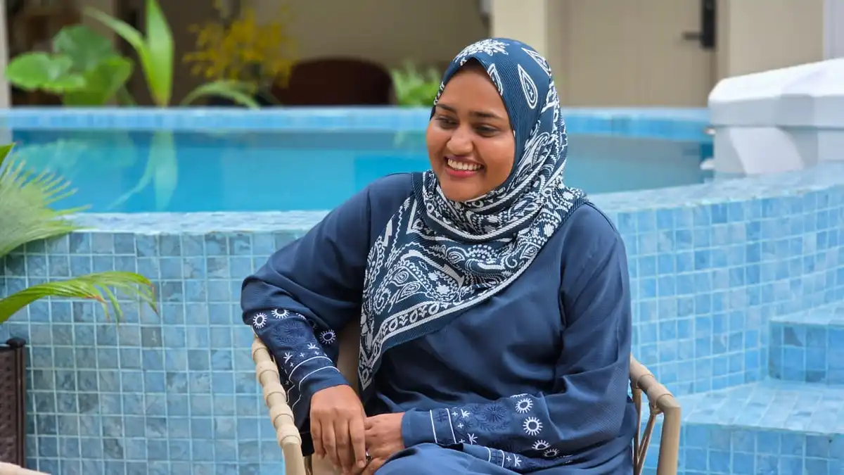 ބުދަ ދުވަހުގެ ފަށާއިރު ޕްރޮގްރާމްގައި ބ.ކަމަދޫ އަންހެނުންގެ ތަރައްގީއަށް މަސައްކަތްކުރާ ކޮމިޓީގެ ރައީސާ މަރިޔަމް ސުހާ ވާހަކަ ދައްކަވަނީ.