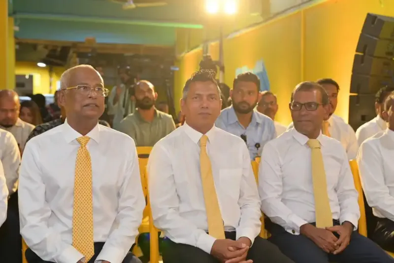 އަޅުގަނޑާއި ރައީސް ނަޝީދު މި ތިބީ ސޯބެ އަށް މި އިންތިޚާބު ކާމިޔާބުކޮށްދިނުމަށްޓަކައި ކުރެވެން އޮތް ހުރިހާ ކަމެއް ކުރަން ތައްޔާރަށް: ރައީސް ސޯލިހު