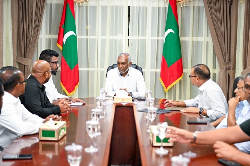 ރައީސް މައުމޫނުގެ ވެރިކަމުގައި އޮތްގޮތަށް އަތޮޅު އޮފީސްތައް ރައީސް މުއިއްޒު އުފައްވައިފި
