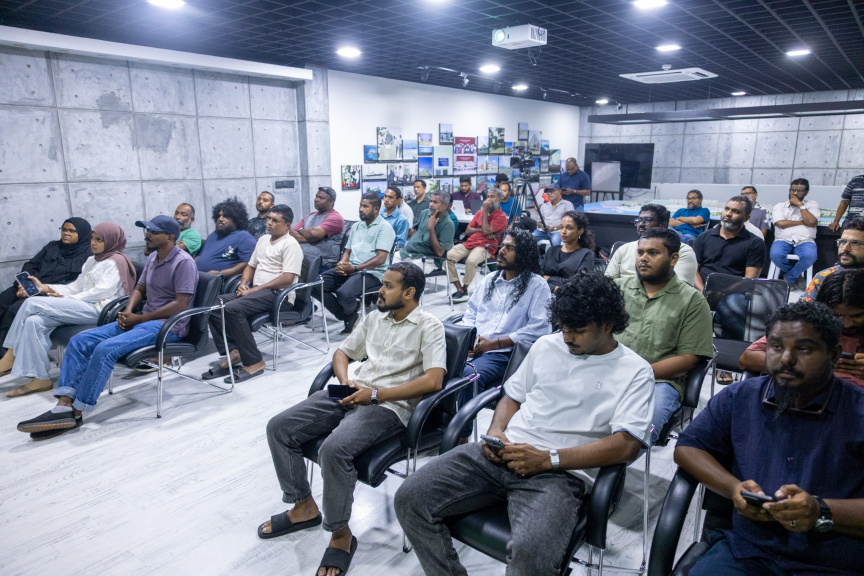 ކިންގްސް ކަޕް: ކުލަބް މޯލްޑިވްސް ކަޕުގެ ފައިނަލުގައި ކުޅުނު އާރުއާރުސީއާއި އެސްޓީއޯ އެއް ގްރޫޕަކަށް