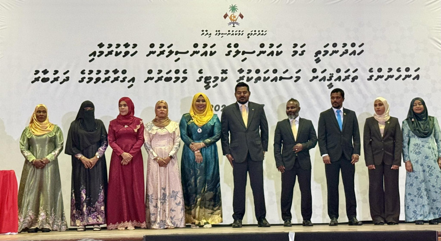 އަލަށް އިންތިޚާބުވި މޭޔަރުންނާއި ކައުންސިލަރުން ހުވާކޮށްފި