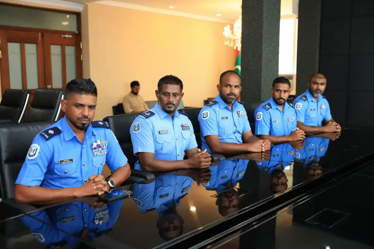 އިޓަލީގެ ޑައިވަރުން ހޯދުމަށް ކުރިއަށް ގެންދިޔަ ސާޗް އޮޕަރޭޝަންގައި ހަރަކާތްތެރިވި ފުލުހުންނާ އިހުސާން އަދި ސީޕީ ބައްދަލުކުރައްވައިފި