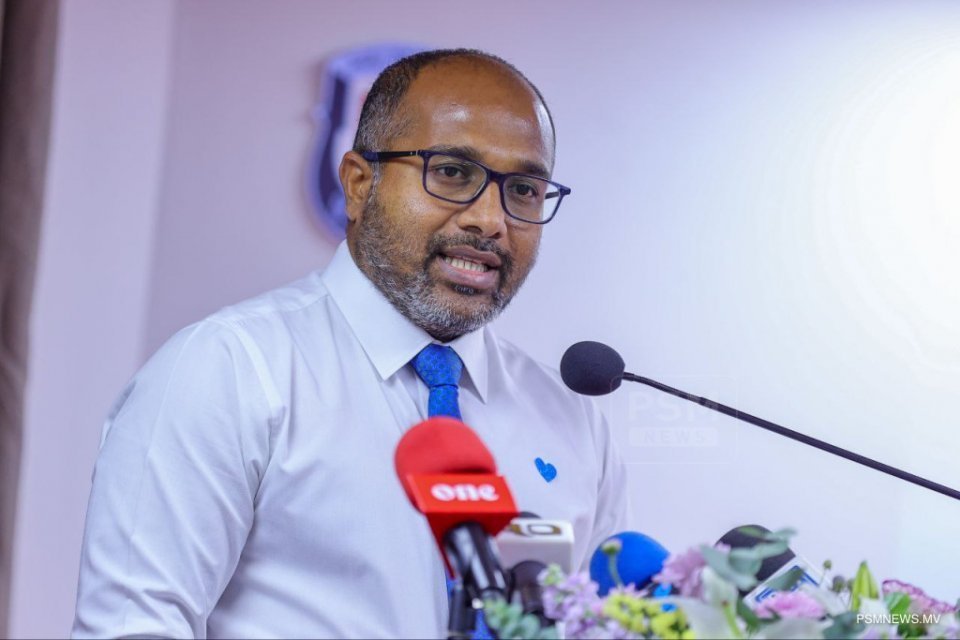 ސިޔާސީ ކަންކަމުގައި ކުޑަކުދިން ބައިވެރި ނުކުރުމަކީ އެންމެ ރަނގަޅުގޮތް: ވަޒީރު އިހުސާން