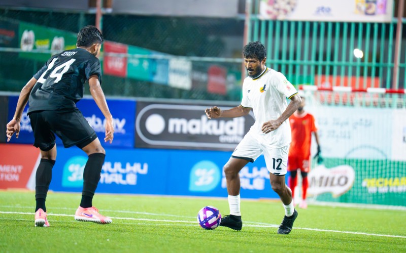 ފާސިރުގެ މޮޅު ކުޅުމާއެކު ހޯކްސްއިން ޗެމްޕިއަން އާރުއާރުސީ އަތްދަށުކޮށްފި