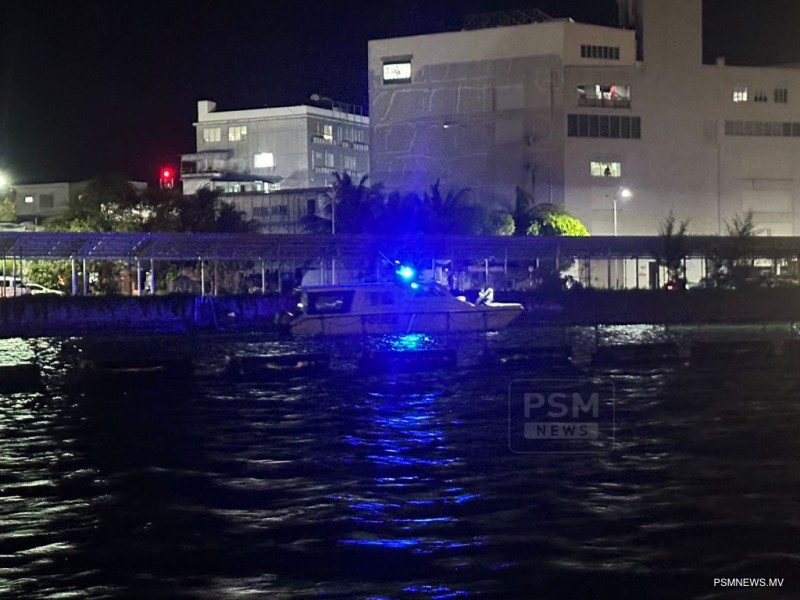 ހުޅުމާލެ ފަޅުތެރެއަށް ފޭބި މީހަކު ގެއްލިގެން ހޯދަނީ