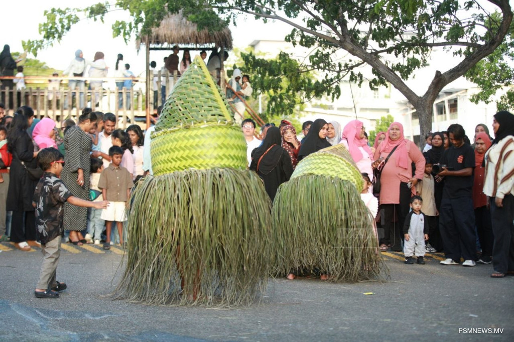 ޢީދު ކުޅިވަރުތައް ނިމުމަކަށް: އާއްމުންގެ ބޮޑު ތަރުހީބެއް